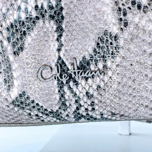 Cole Haan Hobo Bag Large Leather Snakeskin Embossed Tassel Drawcord Close - Picture 2 of 11